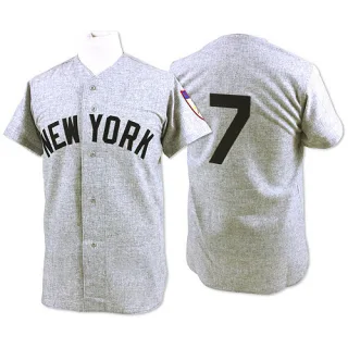 Derek Jeter Women's New York Yankees Alternate Jersey - Black Holographic  Replica